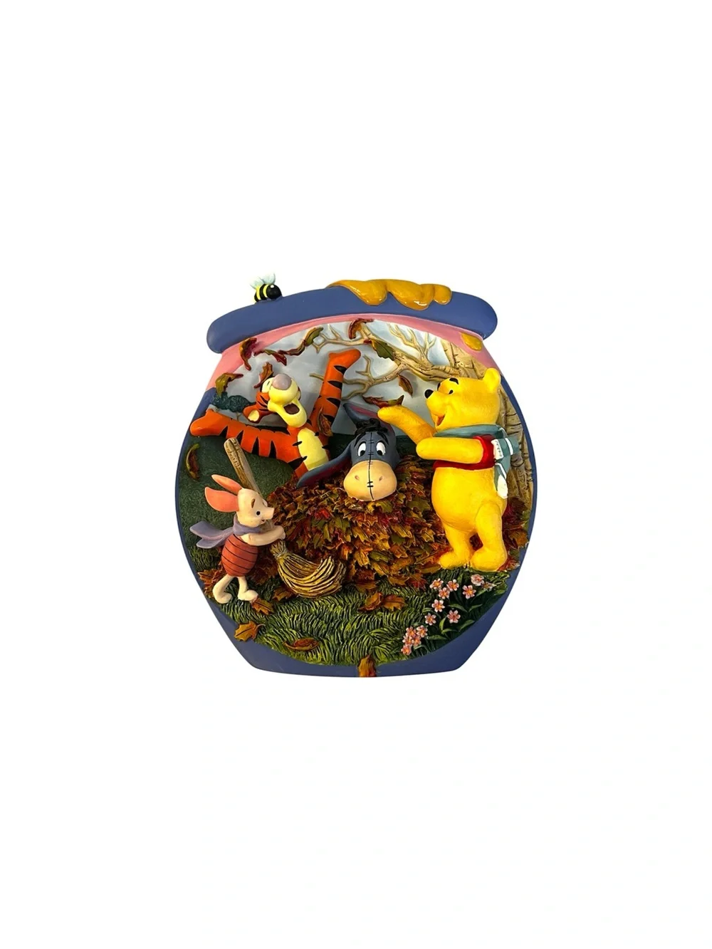 Pooh’s Hunnypot Adventures “Fall Is For Friends” #A3264 3D Collector Plate